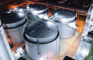 Tank farms and other oil storage facilities often require communication over widespread areas, making wireless versions of Ethernet an ideal solution.